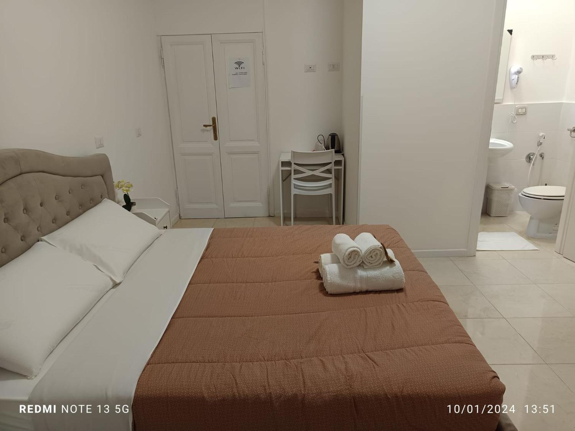 Hotel Raynova à Rome Extérieur photo