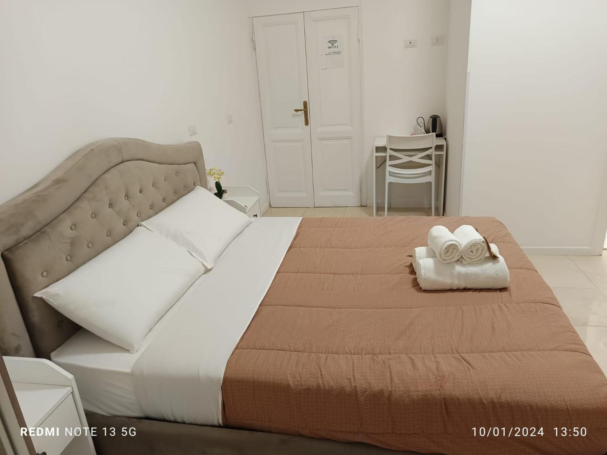 Hotel Raynova à Rome Extérieur photo