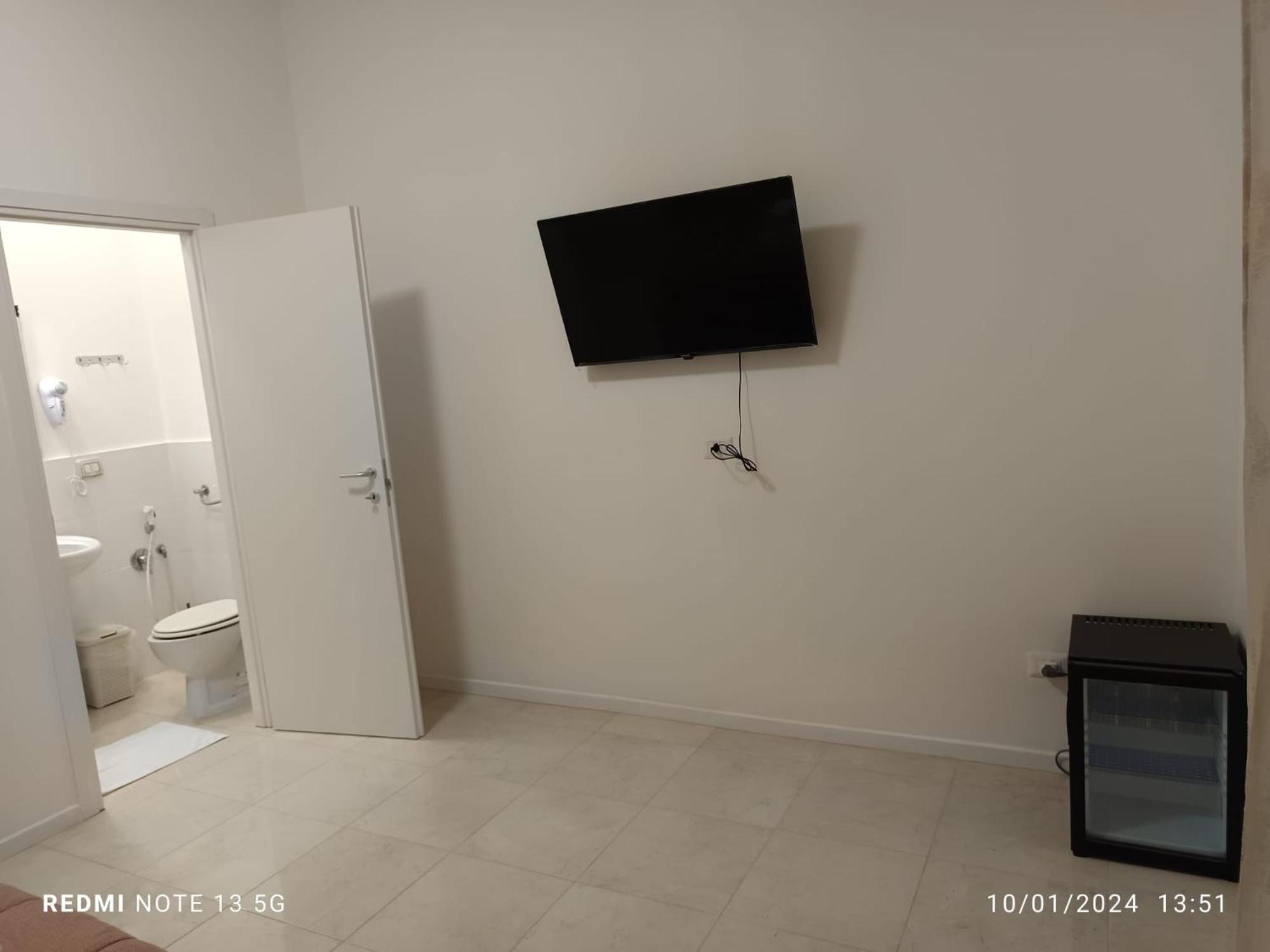 Hotel Raynova à Rome Extérieur photo